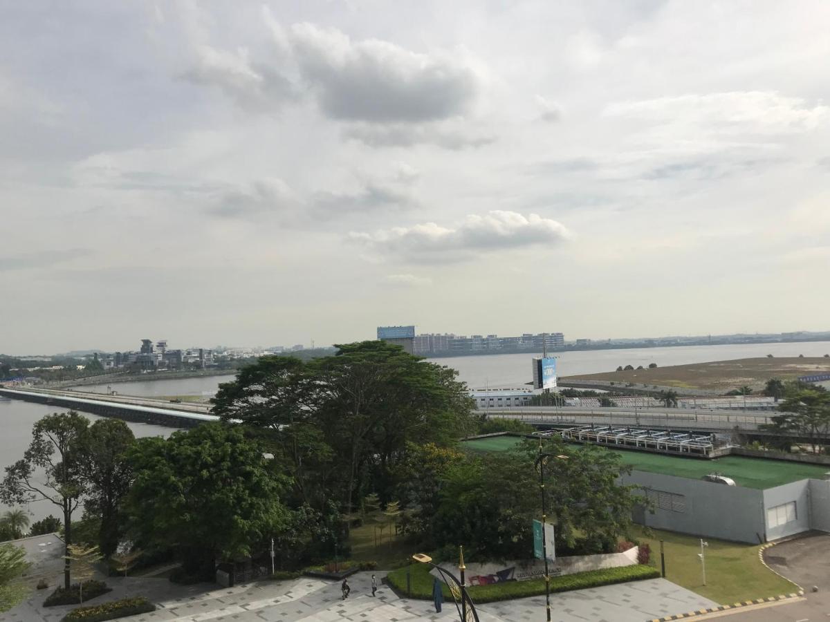 R&F Princess Cove Premium Home Stay 3Bed 2Bath Johor Bahru Extérieur photo